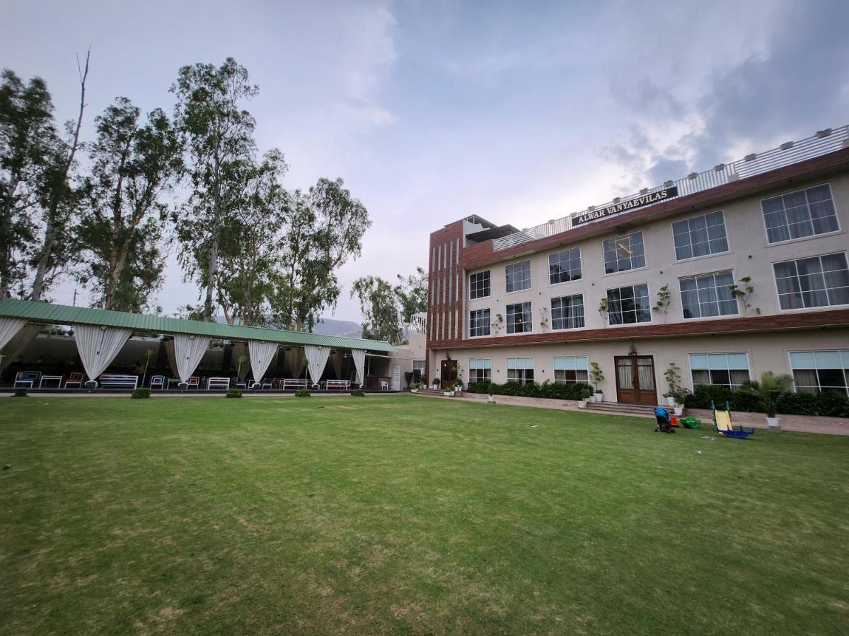 Alwar Vanyaevilas Ngoại thất bức ảnh